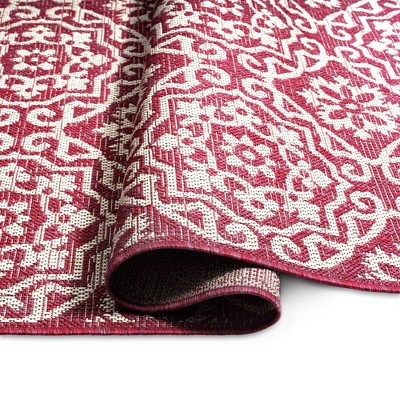 Red and Ivory Geometric Synthetic 8' x 10' Reversible Area Rug