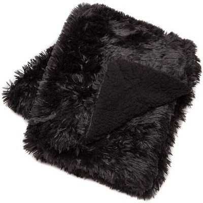 Black Reversible Faux Fur and Sherpa Throw Blanket 50" x 65"