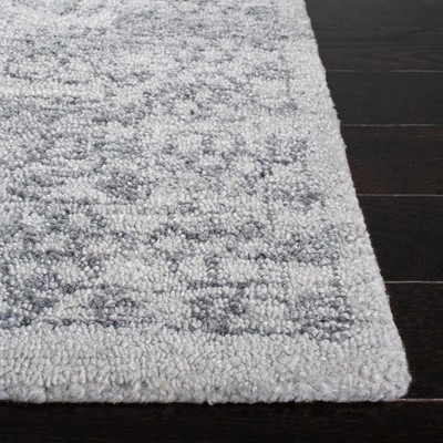 Ivory and Gray Hand-Tufted Wool 4' x 6' Area Rug