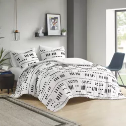 Intelligent Design 3pc Full/Queen Milani Clip Jacquard Comforter Set Black/White