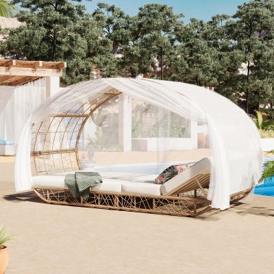 Suki PE Wicker Patio Daybed with Curtain for 2-person, Sunbed with Adjustable Recliners, Cushion and Colorful Pillow, Outdoor Furniture-Maison Boucle