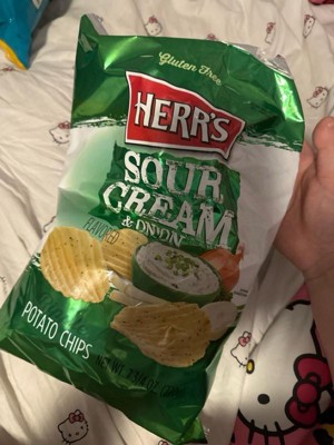 Herr's Sour Cream & Onion Ripple Potato Chips - 7.75oz : Target