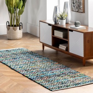 Nuloom Hand Woven Chevron Rochell Contemporary Indoor Area Rug - 1 of 4