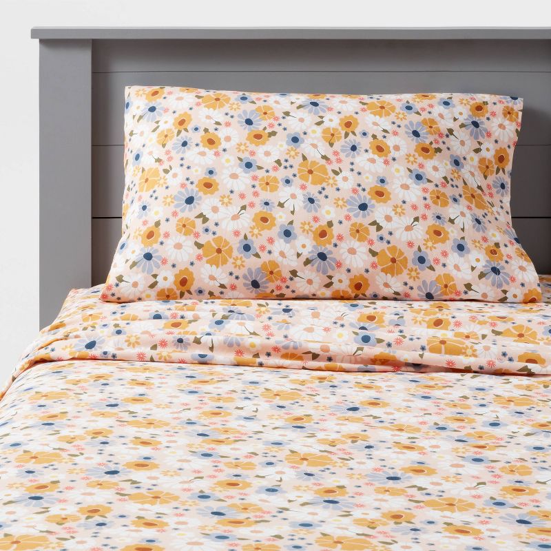 Vintage Floral Print Cotton Kids' Sheet Set - Pillowfort™, 1 of 6