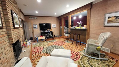 Guest review image 1 of 2, zoom in
