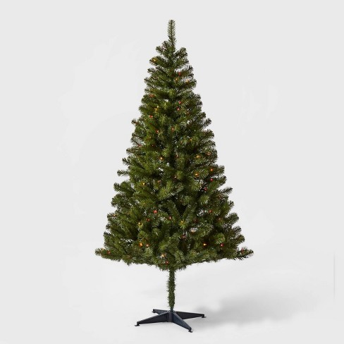 Are ikea selling real christmas trees this year 2021