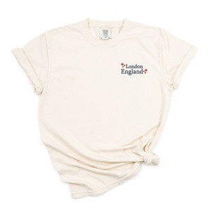 Simply Sage Market Embroidered London England Stars Garment Dyed Tee - 1 of 4