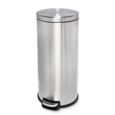 Elama 30 Liter/7.9 Gallon Soft Pedal Step Cylindrical Home and