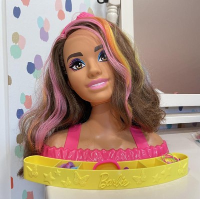 Barbie Totally Hair Styling Doll Head & 20+ Accessories, Color Reveal &  Color-Change Pieces, Curly Brown Neon Rainbow Hair