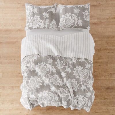 Sanira Twin White and Beige Cotton Reversible Quilt Set