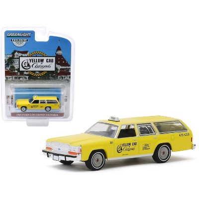 1988 Ford LTD Crown Victoria Wagon Taxicab "Yellow Cab of Coronado" (California) 1/64 Diecast Model Car by Greenlight