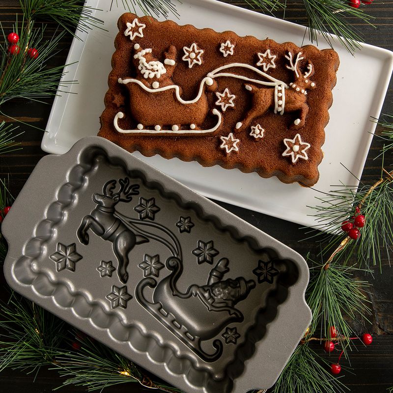 Nordic Ware Santa's Sleigh Loaf Pan, 5 of 8