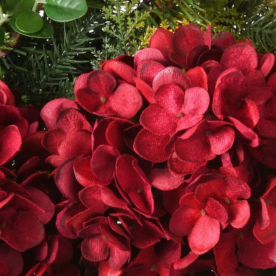 Evergreen Pinecone Charm 30" LED-Lit Christmas Wreath