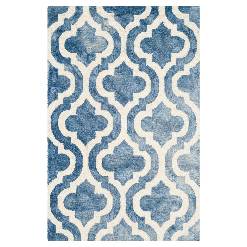 Harper Accent Rug - Blue / Ivory (2'6inx4') - Safavieh