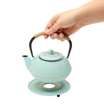 Pastel Green Cast Iron Japanese Teapot with Infuser and Trivet