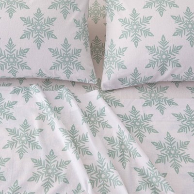 Shop Printed Sheet Set Pink/Grey Snowflakes