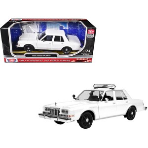 1986 Dodge Diplomat Police Car Unmarked White "Custom Builder's Kit" Series 1/24 Diecast Model Car by Motormax - 1 of 4