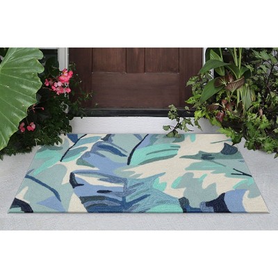 Hand-Tufted Round Blue Palm Leaf Synthetic Rug 2' x 3'