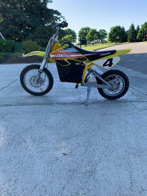 yellow razor dirt bike