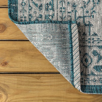 Vintage Medallion Flatweave Indoor/Outdoor Rug in Gray - 2' x 8'