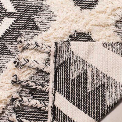 Handmade Black Wool 4' x 6' Rectangular Area Rug