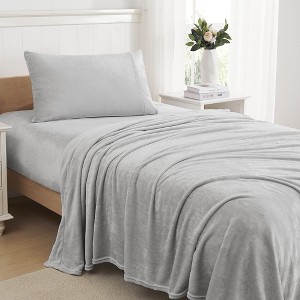Ultra Soft Microplush Solid Fleece Sheet Set by Sweet Home Collection™ - 1 of 4