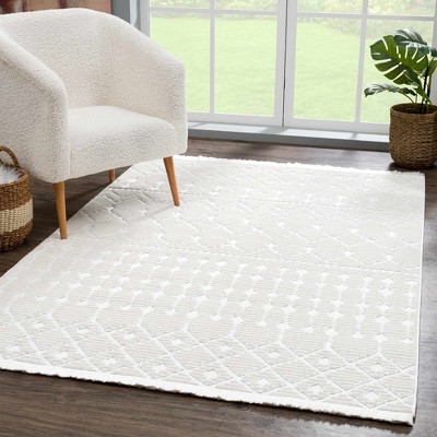 Ivory High Pile Polyester Trellis Rectangle Area Rug 5'3" x 7'3"