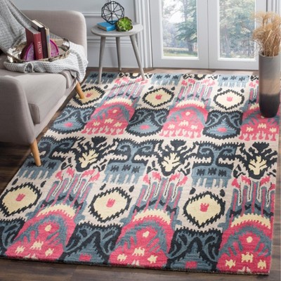 Handmade Blue and Beige Wool Ikat 4' x 6' Area Rug