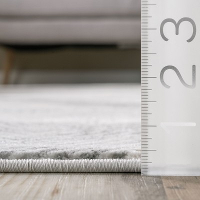 Light Gray Rectangular Trellis Synthetic Area Rug, 5' x 8'