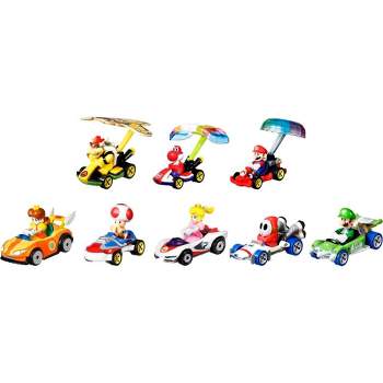 Hot Wheels Mario Kart Rainbow Road Raceway Set with 2 1:64 Scale Vehicles