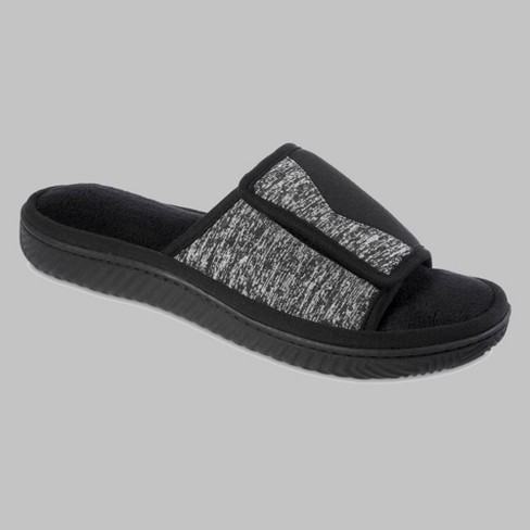 Pillow sandals, slippers, slides: TikTok's most cozy trend