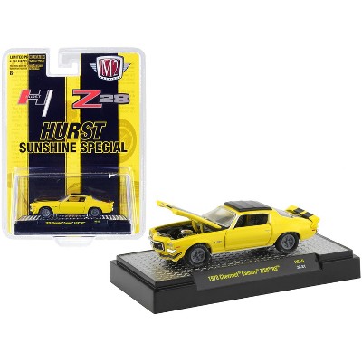 1970 Chevrolet Camaro Z/28 RS "Hurst Sunshine Special" Yellow with Black Stripes Limited Edition to 6050 pieces 1/64 Diecast Model Car by M2 Machines