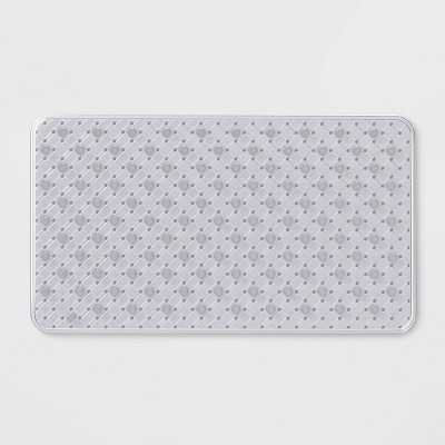 small rubber bath mat