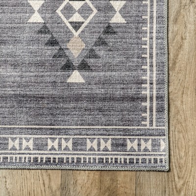Evalyn Southwestern 5' x 8' Gray Ultra Thin Washable Rug