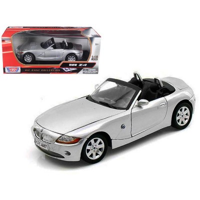 BMW Z4 Convertible Silver 1/18 Diecast Model Car by Motormax