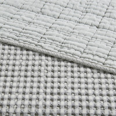 Gray Twin Microfiber Waffle Quilt and Sham Set