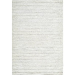 Livabliss Benchcraft Tufted Indoor Area Rugs - 1 of 4