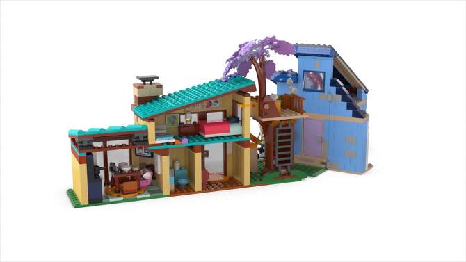 LEGO Friends Olly and Paisley&#39;s Family Houses Toy 42620, 2 of 9, play video