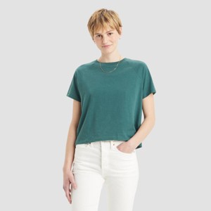 Levi's® Women's Short Sleeve Game Day T-Shirt - 1 of 2