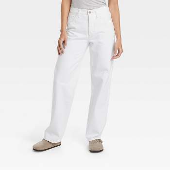 🌟Levi's 515 Capris White Denim Size 10  White denim, Womens capri pants,  Embroidered jeans