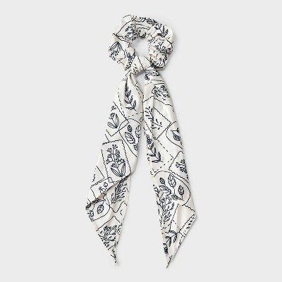 Floral Tile Print Hair Twister with Tails - Universal Thread™ White