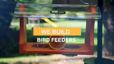 White Solar-Powered Plastic Birdbath Water Wiggler