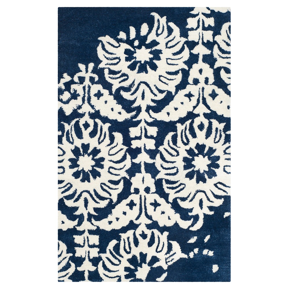 Bella Rug - Navy/Ivory - (2'6inx4') - Safavieh