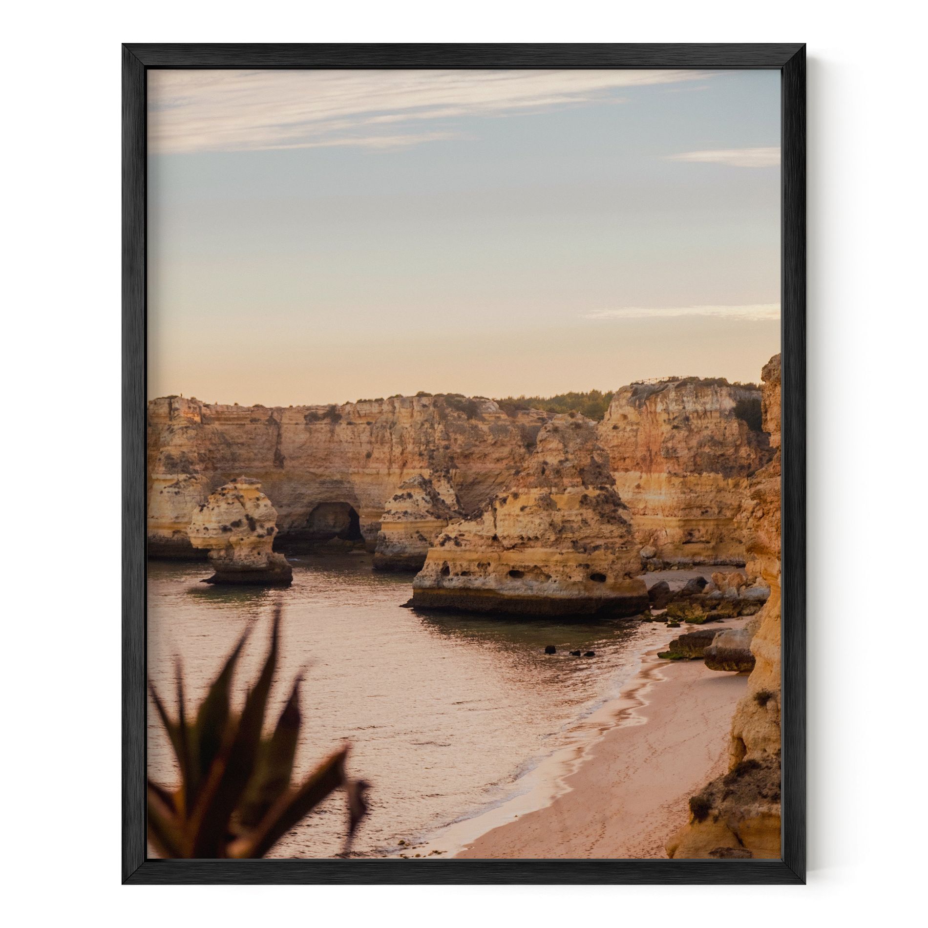 Haus and Hues Metal Picture Frame with Plexiglass Cover, Black, 16x24