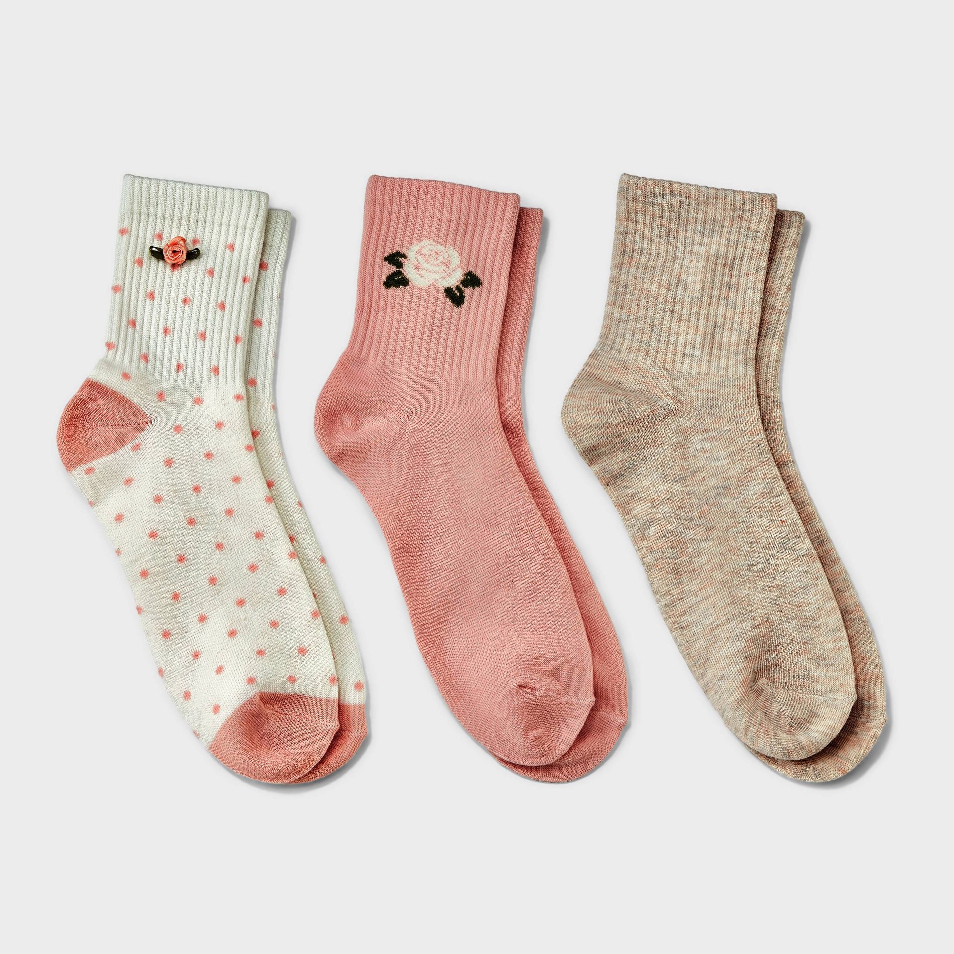 Women's Rosette Ribbed Valentine's Day 3pk Mid Crew Socks - Ivory/Oatmeal Heather/Pink 4-10