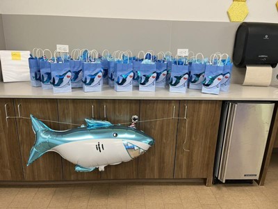 Air-Fill Only 14 Shark Balloon, HEAT SEALER REQUIRED, Shark Birthday Party, Jawsome Birthday