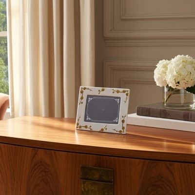 Traditional Stone and Porcelain Frame - Single Decorative Picture Frame, Versatile Accent for Classic Decor, Handcrafted Detailing for Timeless Appeal