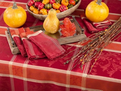 Autumn Plaid Rectangular Fabric Tablecloth in Red and Orange