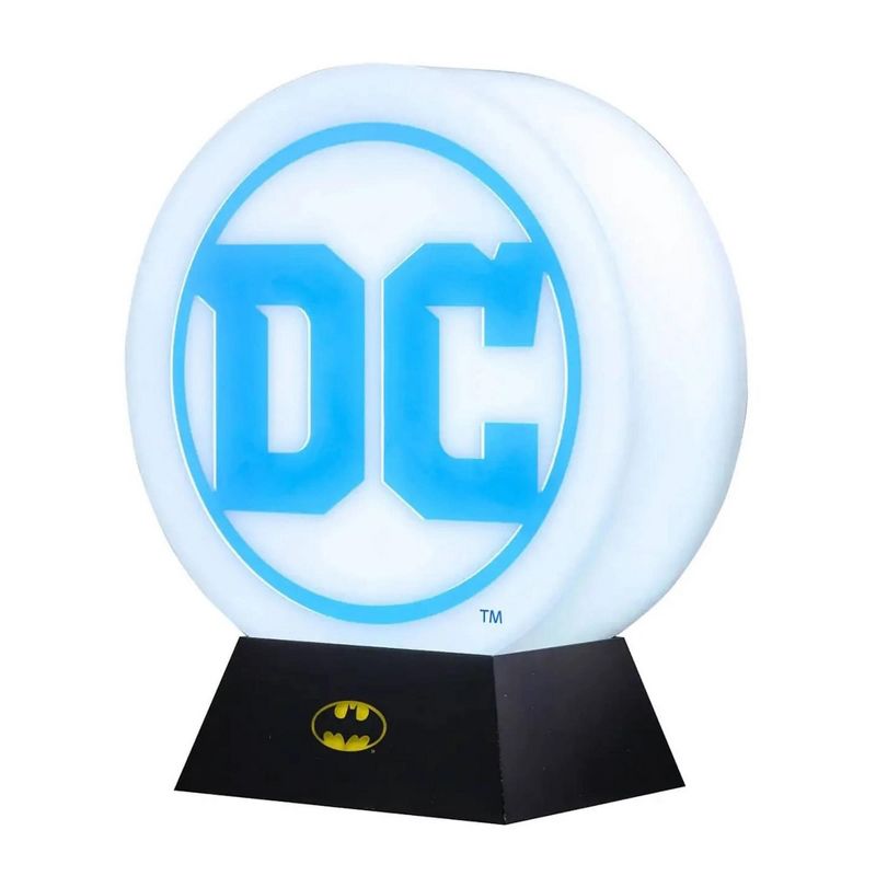 Hot Toys DC Comics Batman Logo 10 Inch USB Light Box, 2 of 4