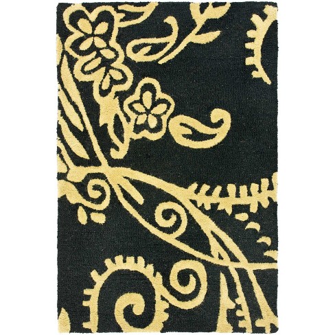 Soho SOH832 Hand Tufted Area Rug  - Safavieh - image 1 of 3